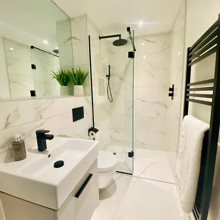 Apartment 10 Bootham House - Luxury Centre With Free Parking For One Car *